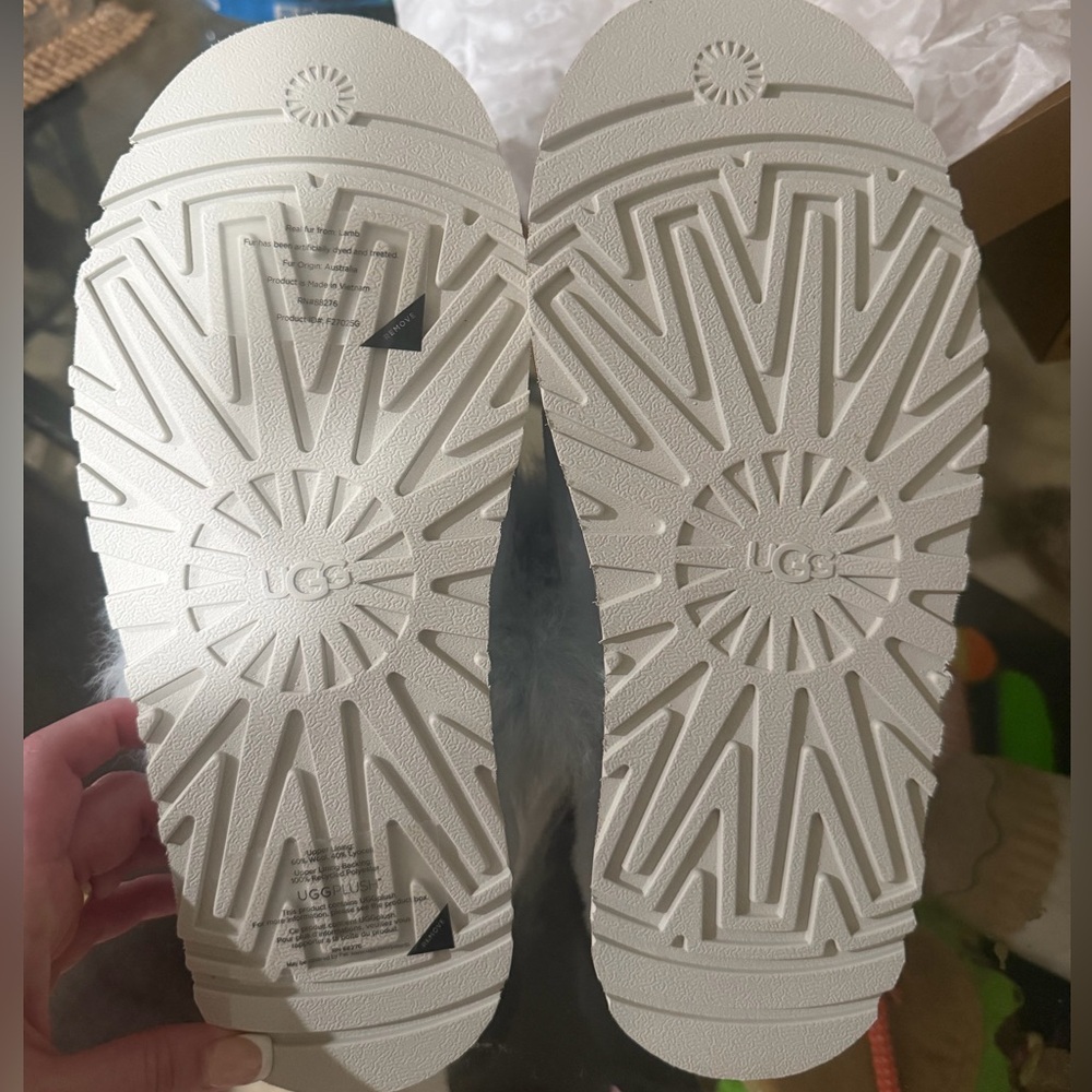 UGG Sky Blue Disquette Chalet Shoes! - Picture 9 of 11